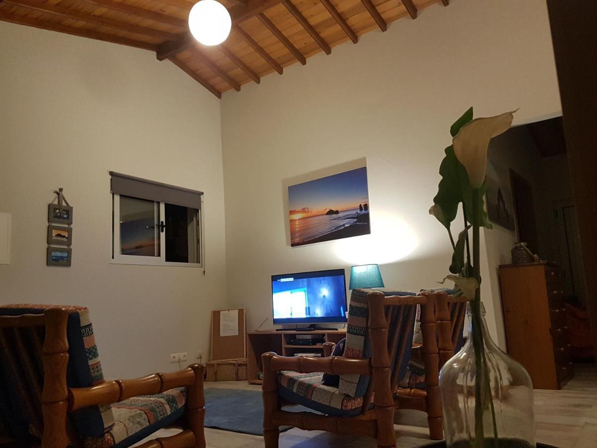 מוסטיירוס Our Relaxing Holiday Home מראה חיצוני תמונה